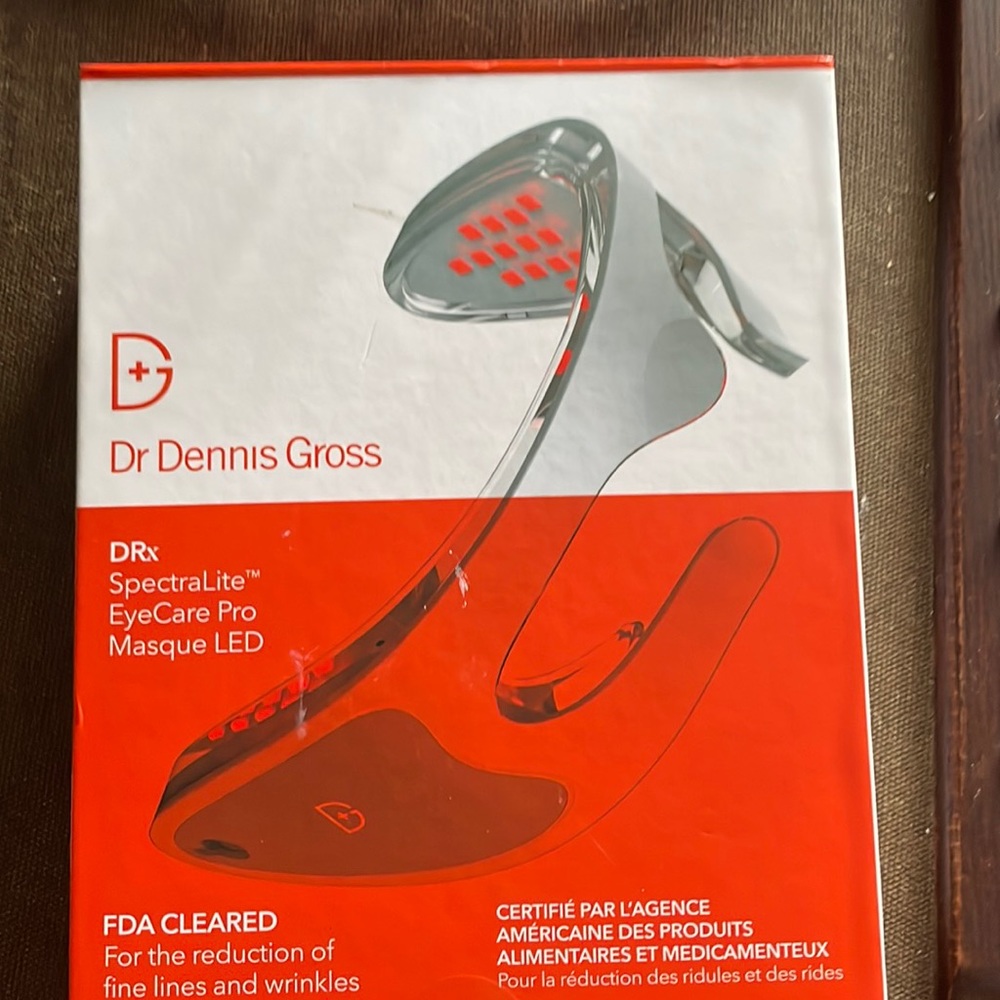 Sealed Dr Dennis Gross SpectraLite EyeCare Pro Masque